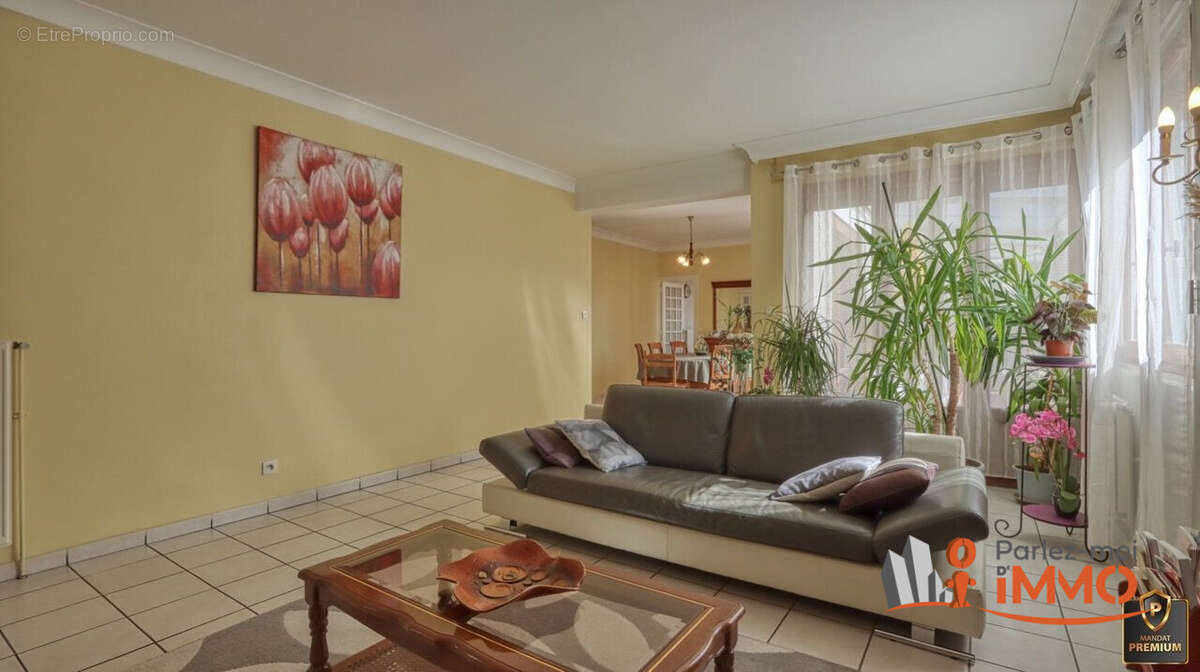 Maison 133 m² à Saint-Etienne  - photo 6