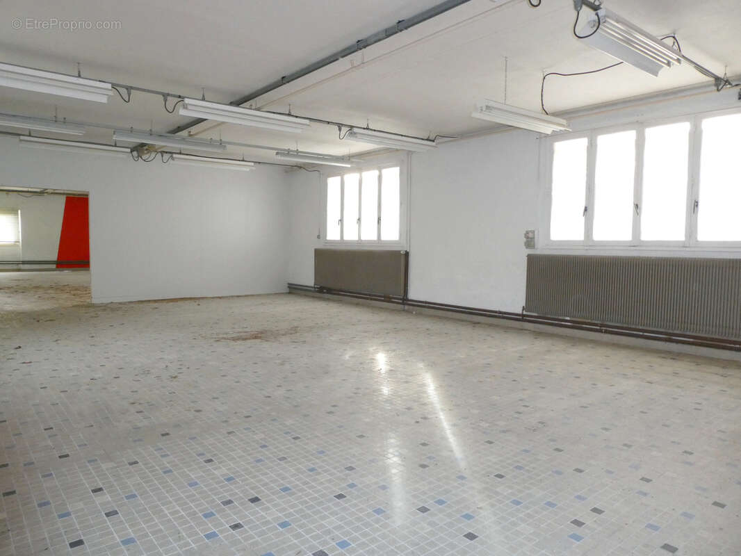 Maison à SAINT-LAURENT-DE-CHAMOUSSET