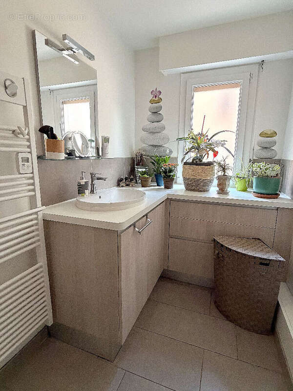 Appartement à MONTIGNY-LE-BRETONNEUX