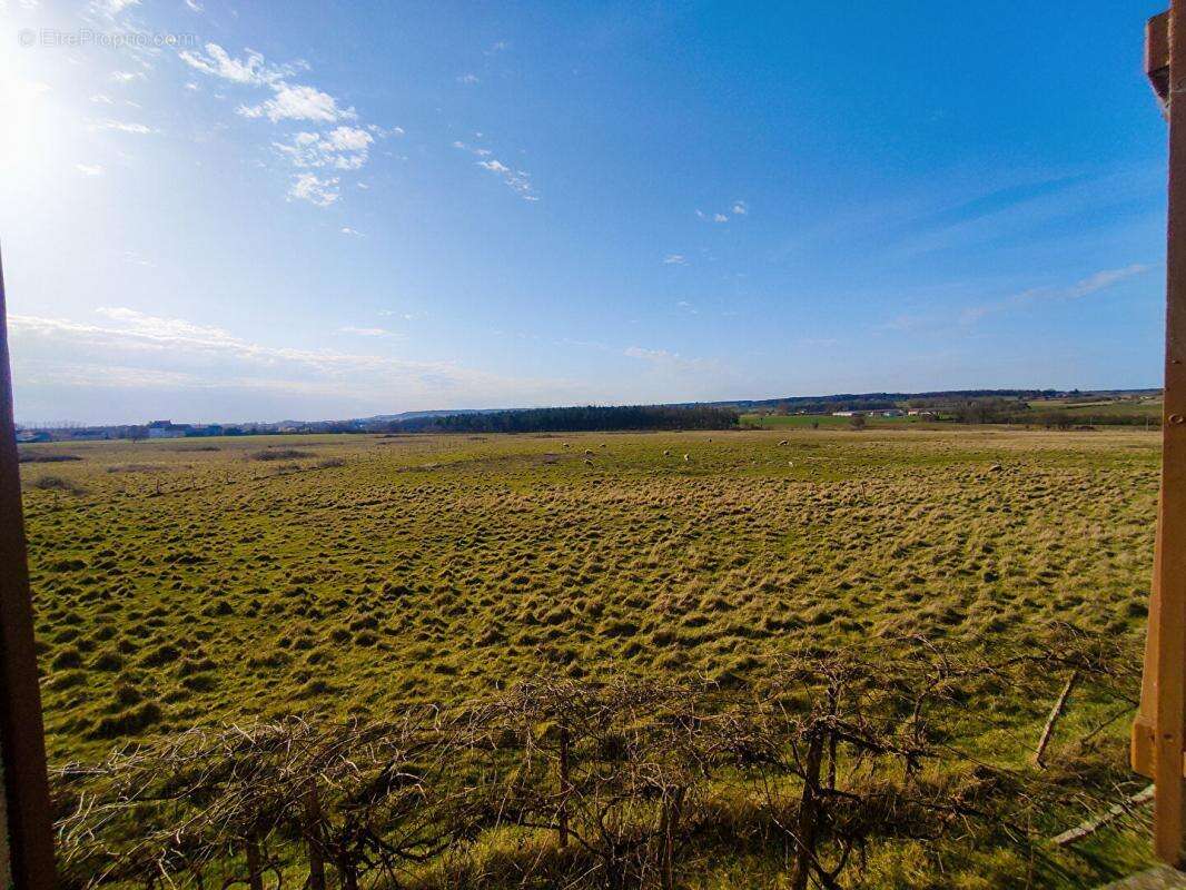 Maison à CHATELLERAULT