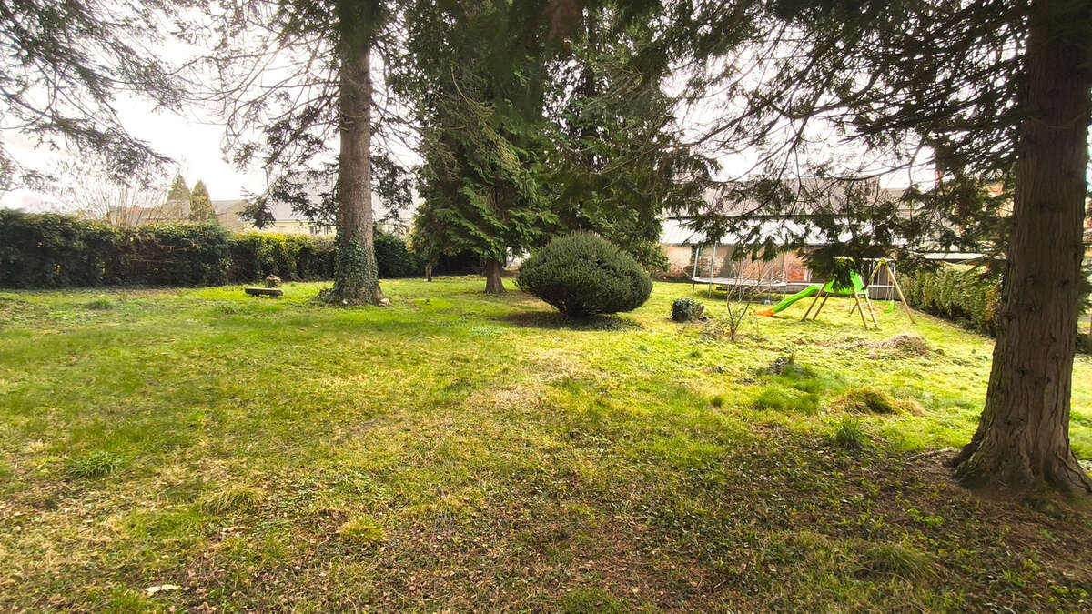 Maison à LA CROISILLE-SUR-BRIANCE