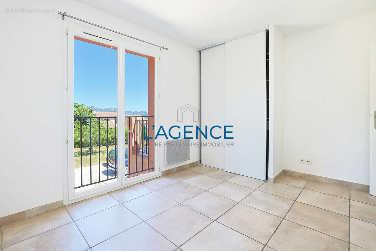 Maison à HYERES