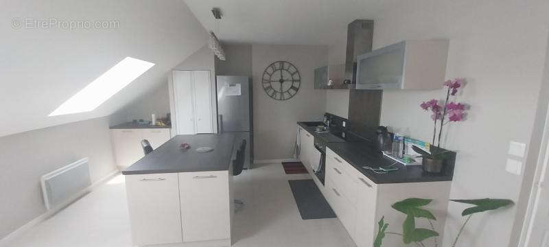 Appartement à EPERNON