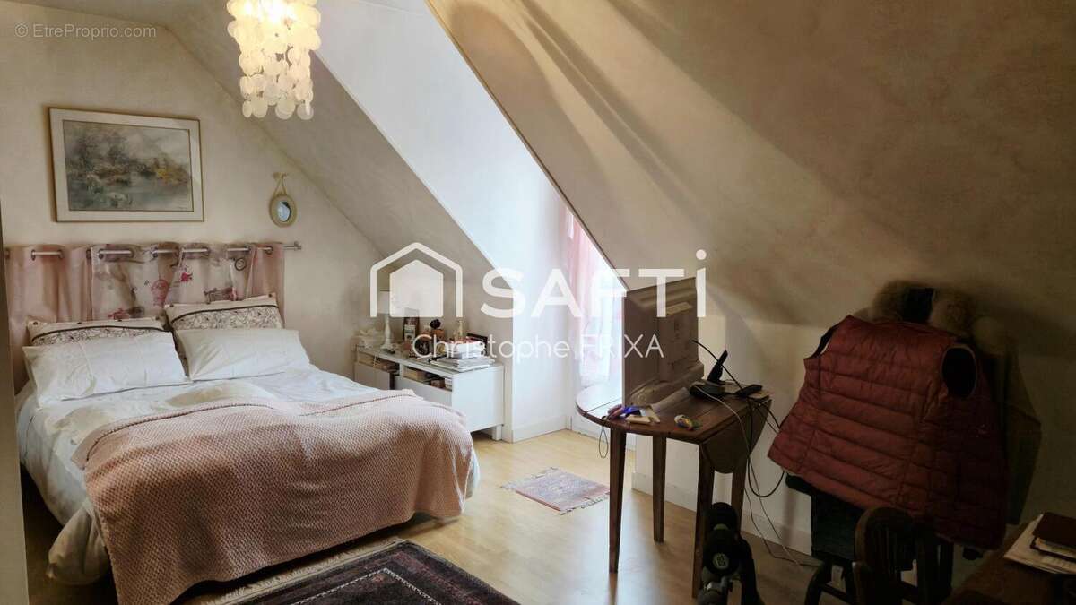 Photo 9 - Maison à OISSEL