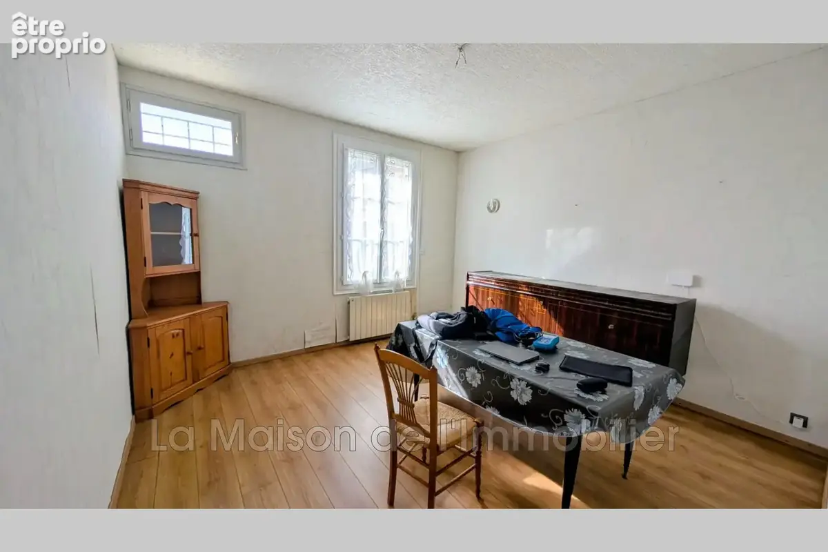 Maison 4 pièces 108 m² à vendre à Saint-Aubin-Les-Elbeuf (76410) - photo 3