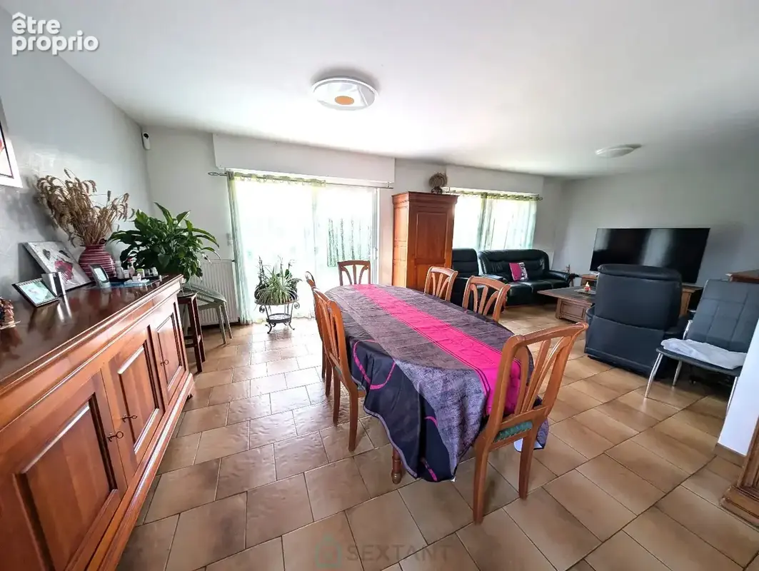 Propriété sur 27 hectares, maison 179 m2, bâtiments de 700 m2 salle de réception et 600 m2 garage - photo 8
