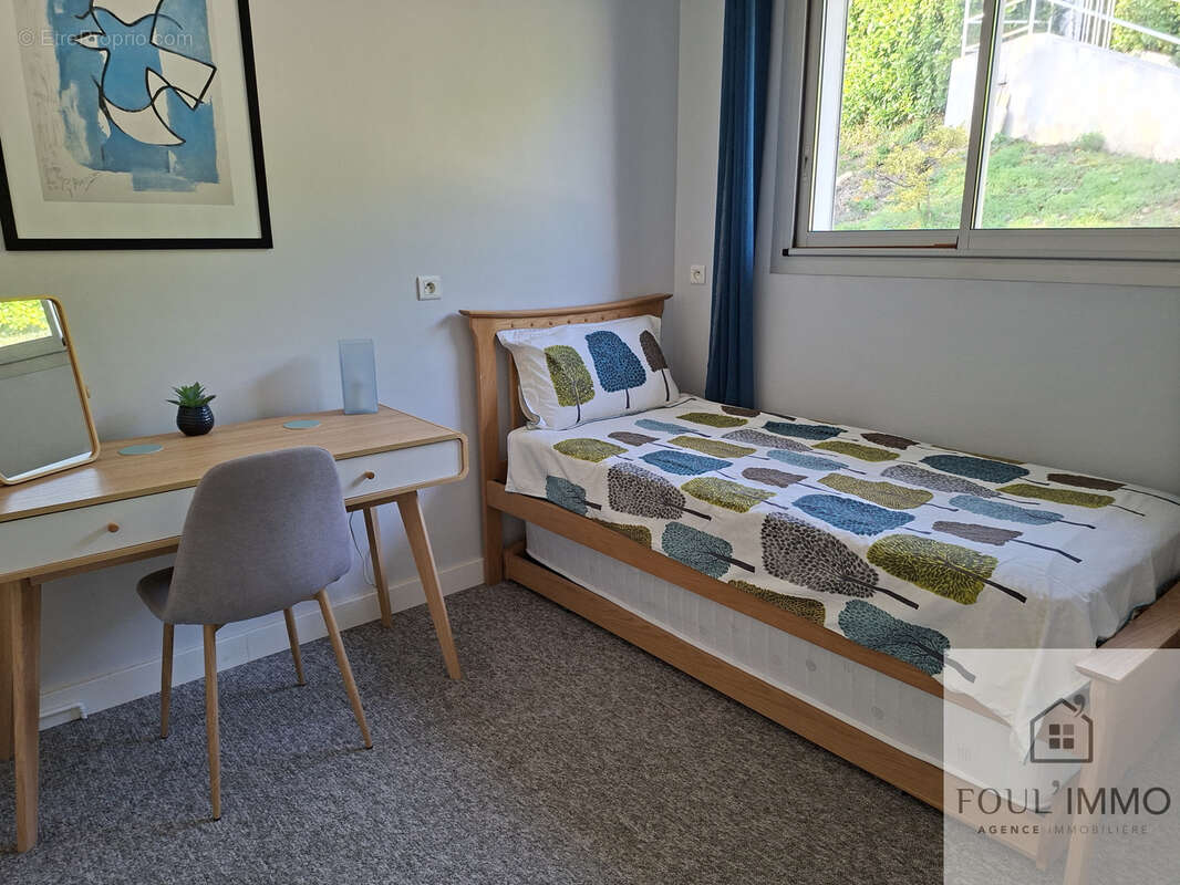 FOULAYRONNES Maison d'architecte quartier résidentiel avec 5 chambres, jardin et piscine - photo 10