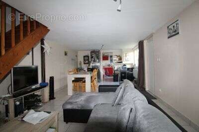 Maison à MONTRICHARD