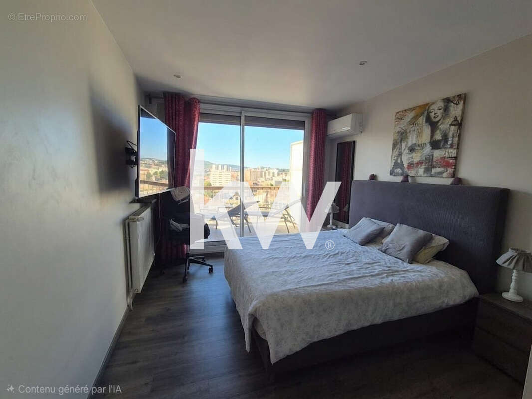 Appartement à SAINT-ETIENNE