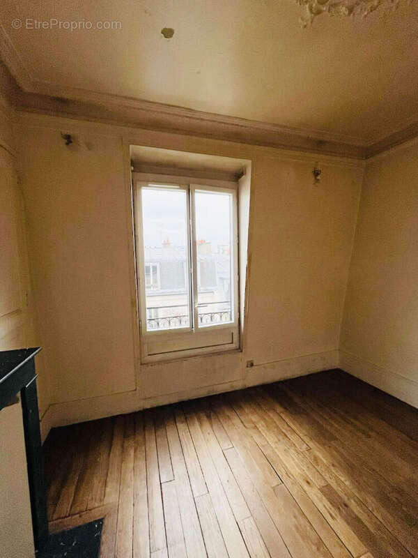 Appartement à PARIS-10E