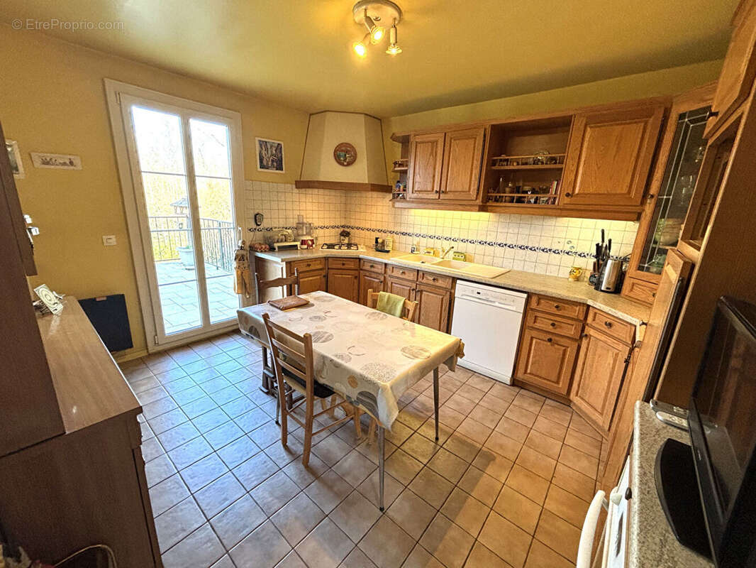 Maison à SAINTE-GENEVIEVE