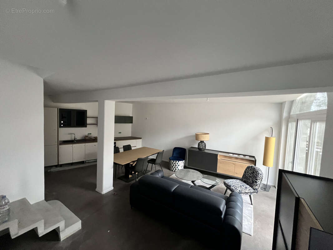 Maison à ALLINGES