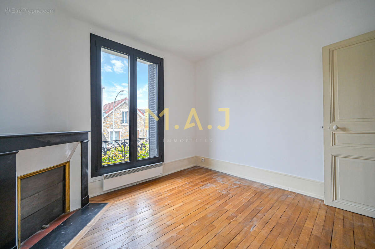 Maison à LE PERREUX-SUR-MARNE