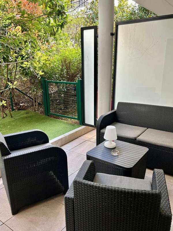Appartement à SURESNES