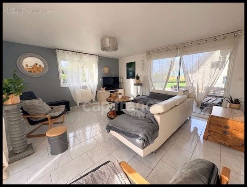 Maison à BOUVILLE