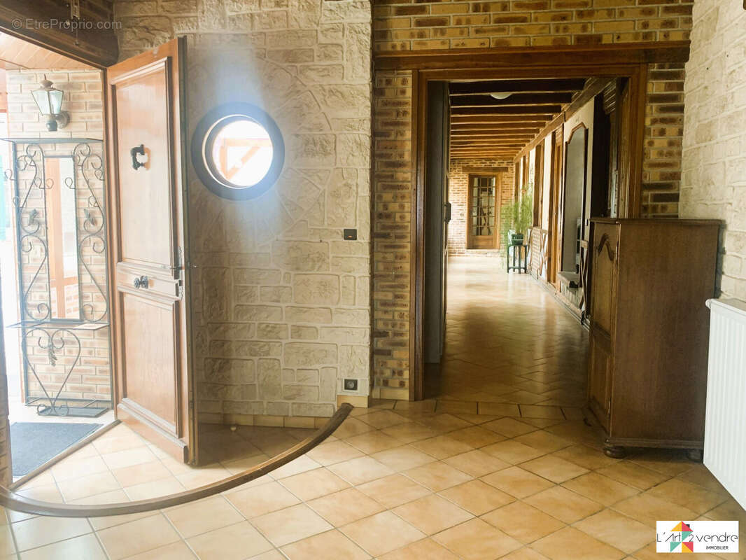 Entrée longère 1 - Maison à GRANDFRESNOY