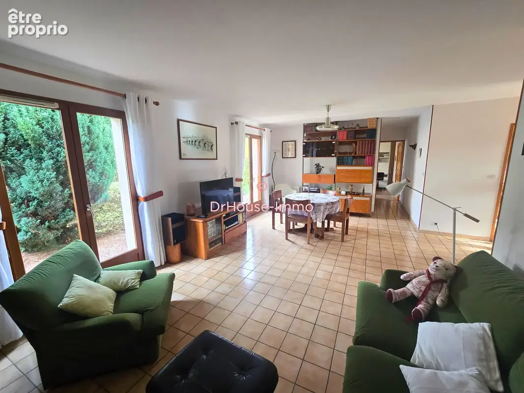 Maison 90 m² à Arques-La-Bataille  - photo 9
