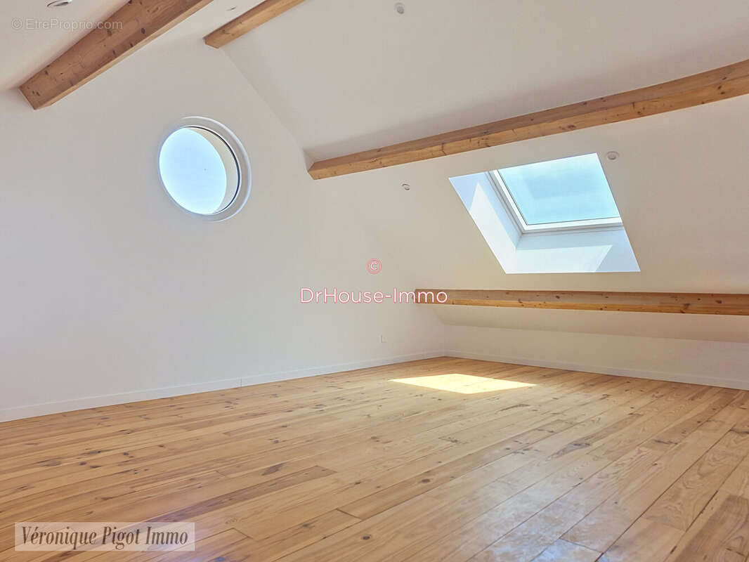 Maison 178 m² à Boissy-Sans-Avoir  - photo 9