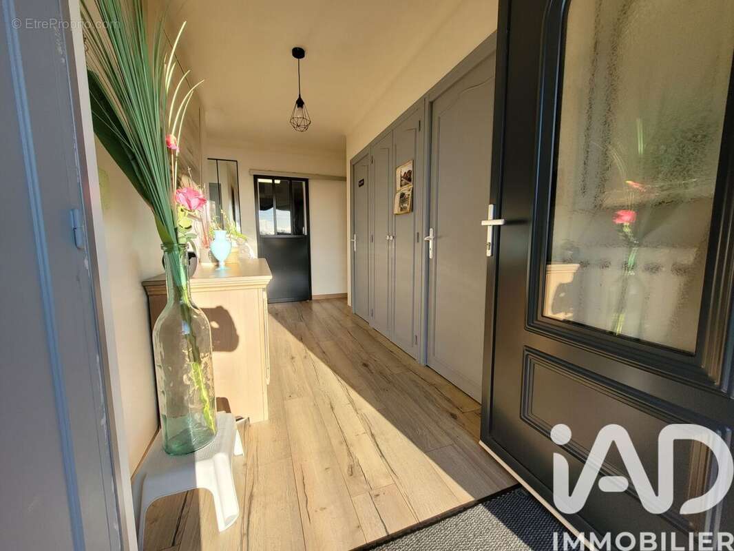 Maison 144 m² à Conquereuil  - photo 5