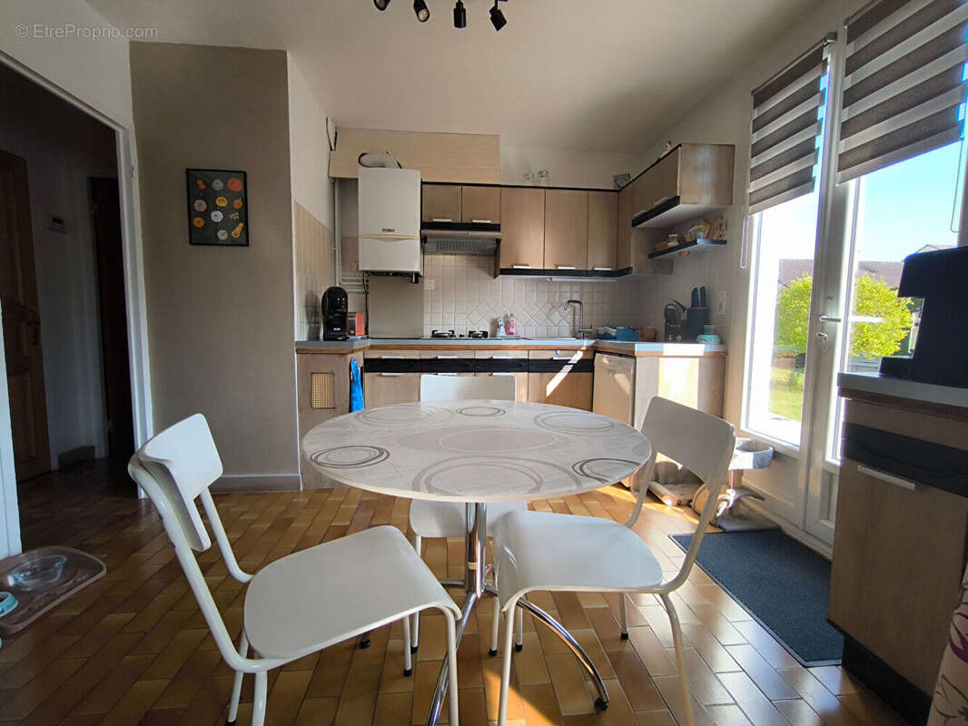 Maison à LAIGNE-EN-BELIN