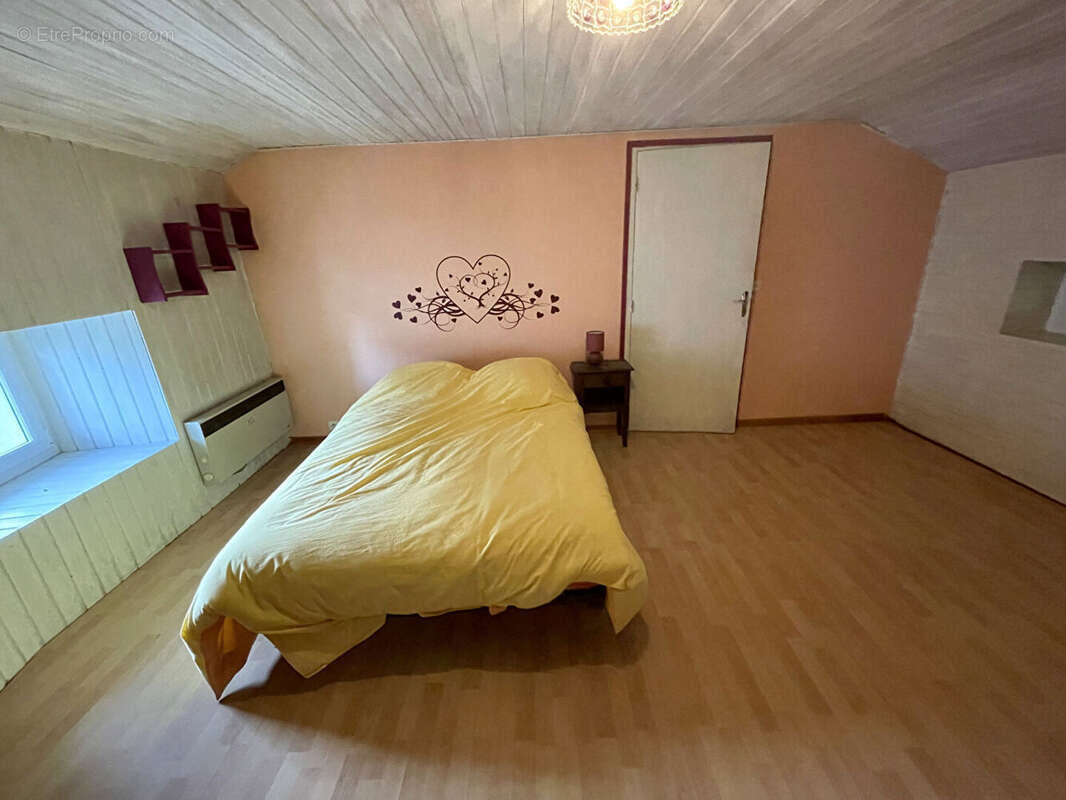 Maison à SAINT-SYLVESTRE-SUR-LOT