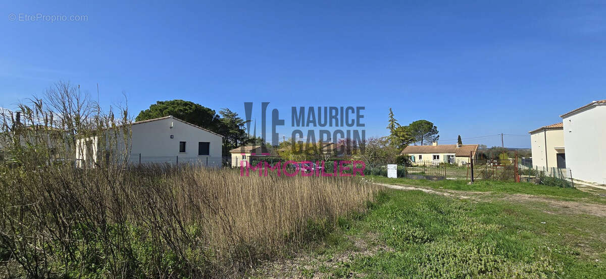 Terrain à ROCHEFORT-DU-GARD