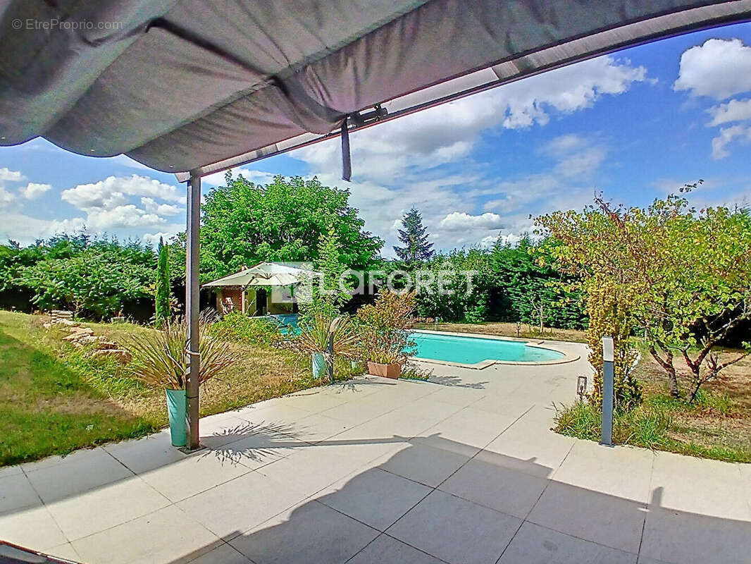 Maison à BELLEVILLE