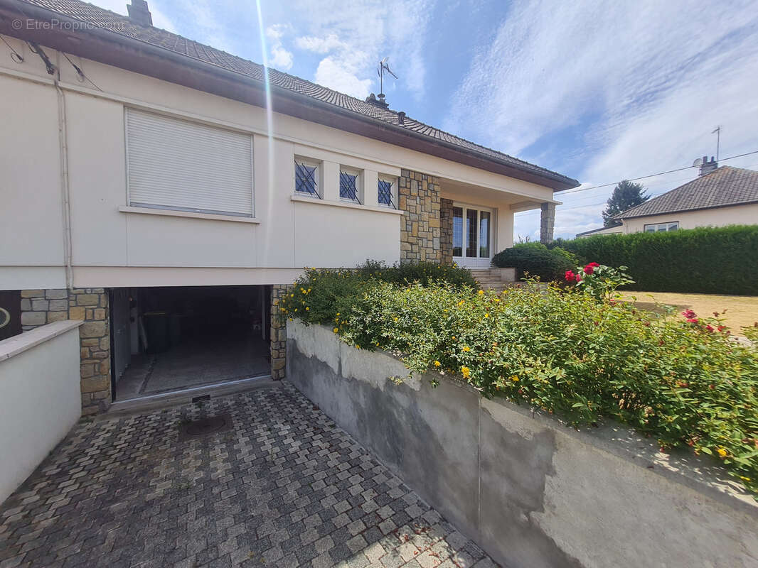 Maison semi-mitoyenne avec autonomie de plain-pied   Poulainville - photo 8