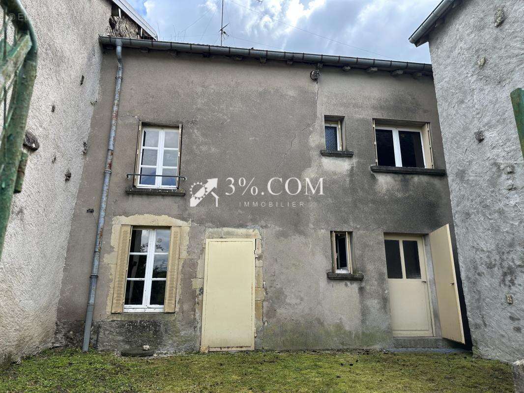 Maison à PAREY-SOUS-MONTFORT