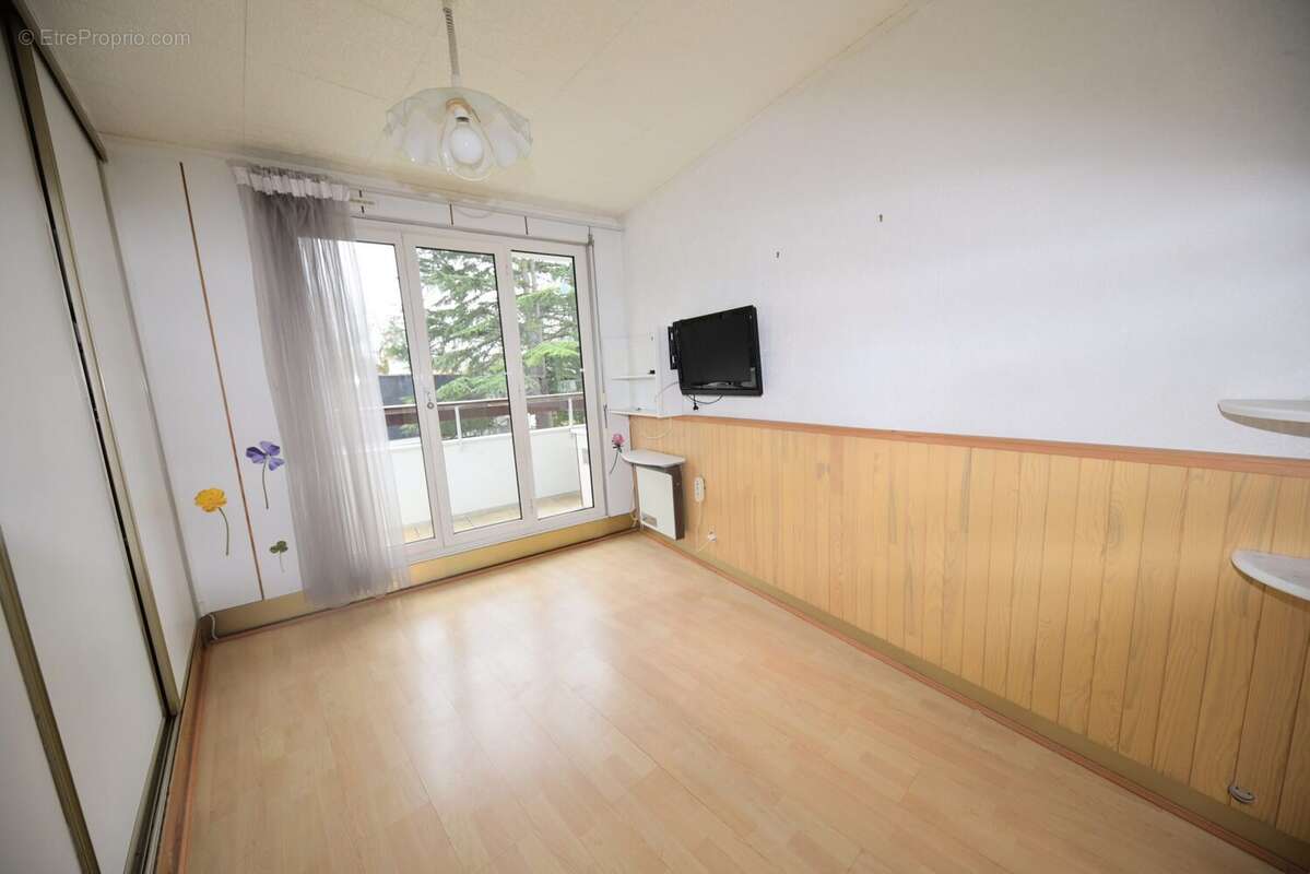 Appartement à COUBRON