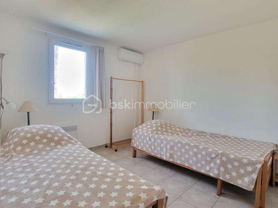 Pavillon T3 de 54 M² + 15 m² de vérenda + grand jardin dans une résidence sécurisée avec pisicine, entre Colombiers et Béziers - photo 11