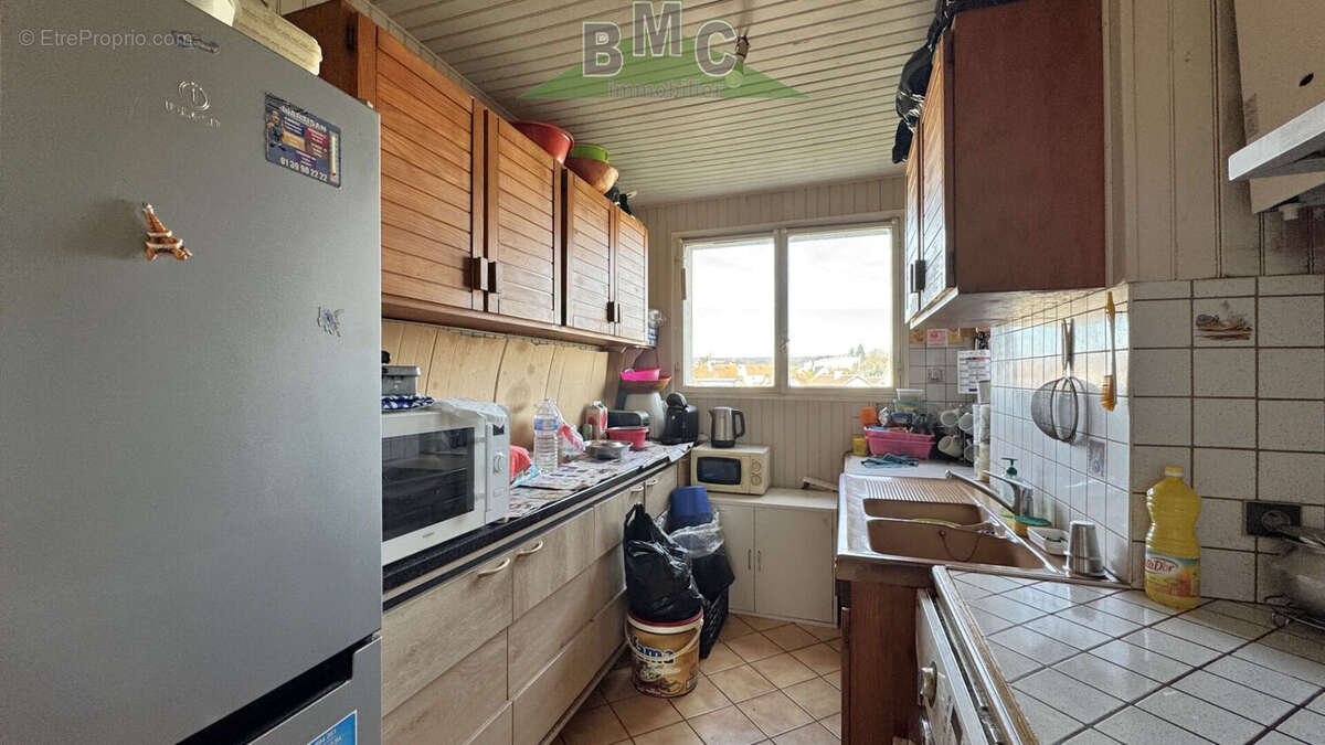 Appartement à LE PLESSIS-BOUCHARD