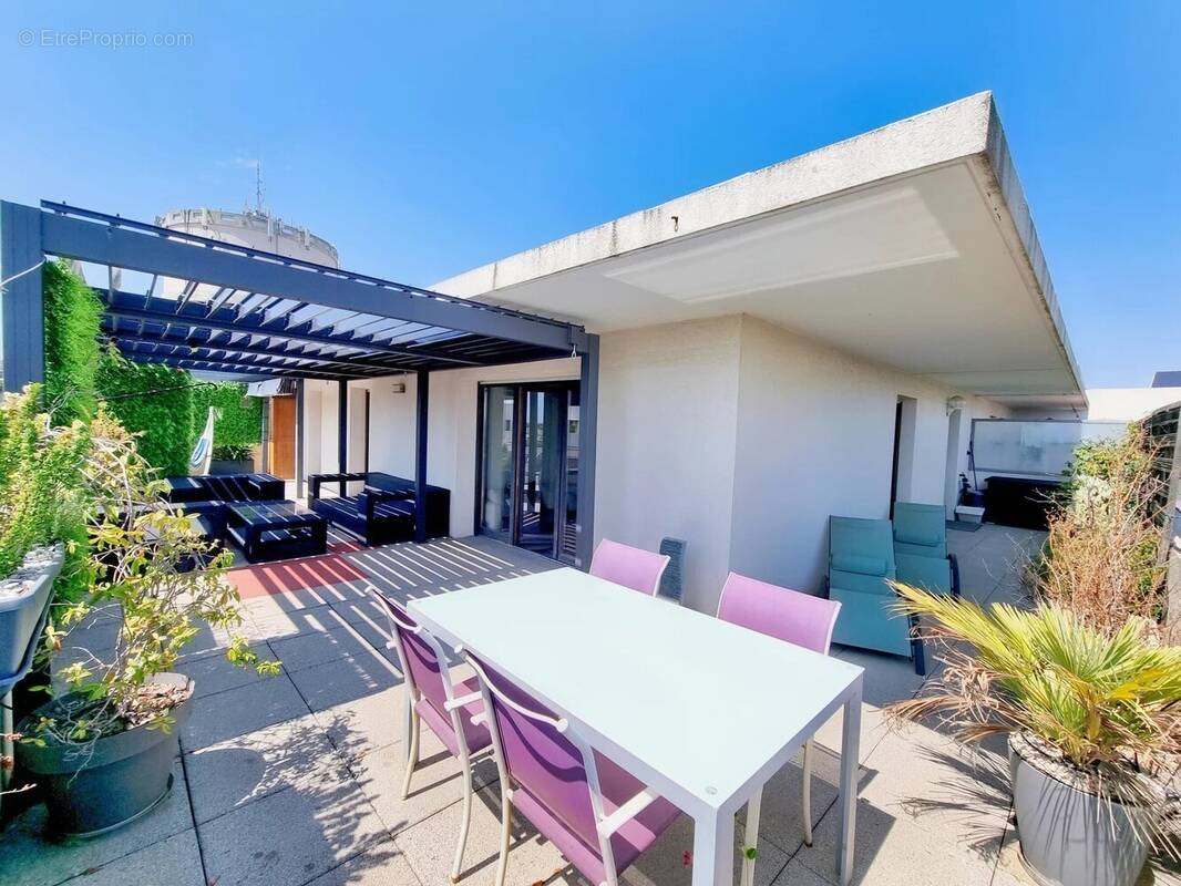 À vendre : appartement 4 pièces de 92 m² à montpellier - toit terrasse - photo 3