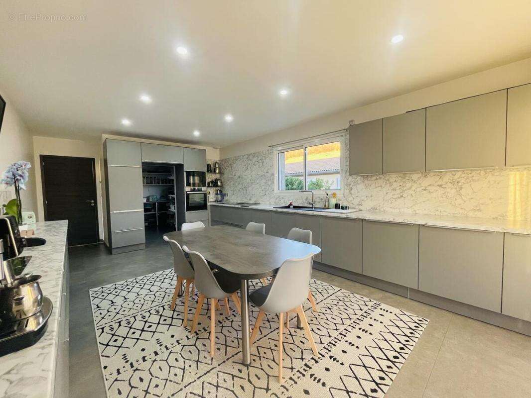 Maison 130 m² à Briord  - photo 9