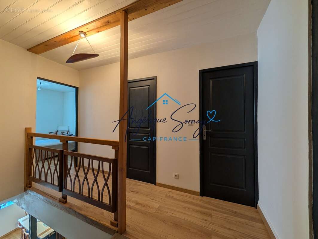 Chille – maison de village mitoyenne de 160 m² avec garage, stationnement - photo 16