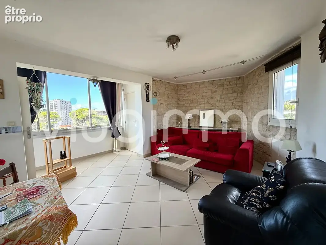 Toulon ? bon rencontre ? t2 46,80 m² en viager occupé - photo 2