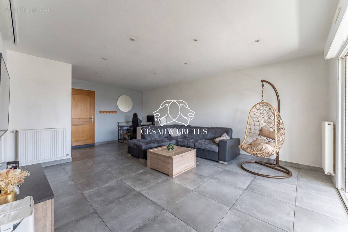 Appartement à CHASSIEU