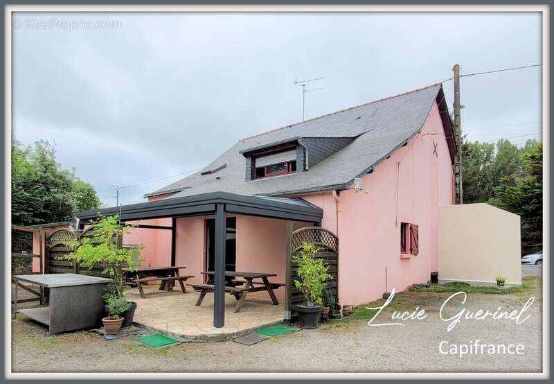 Maison à ROUGE
