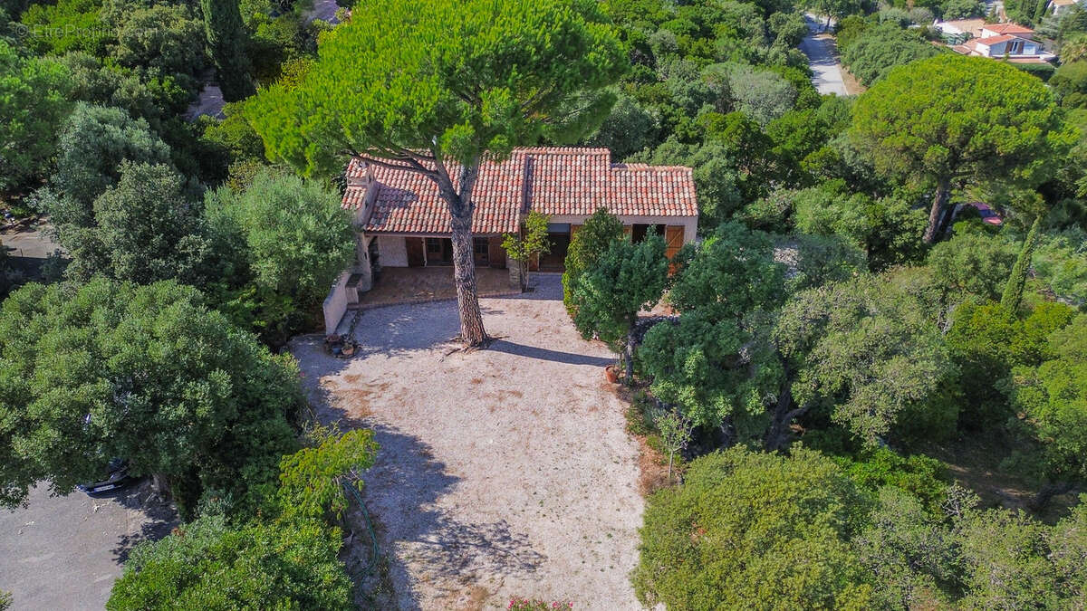 Maison à CAVALAIRE-SUR-MER