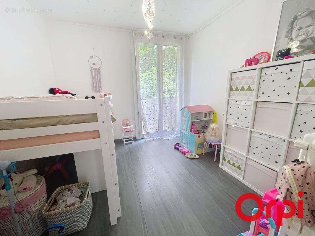 Appartement à MARSEILLE-12E