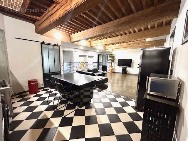 Appartement beaucoup de cachet dans immeuble ancien - photo 18