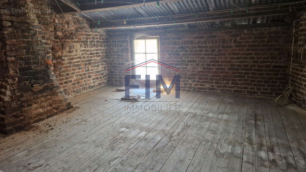 Ensemble immobilier à rénover - photo 15