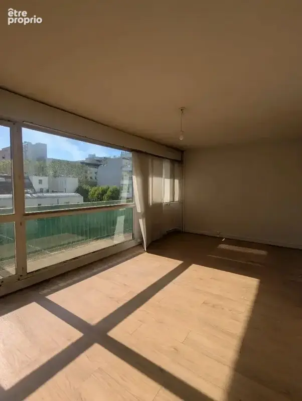 Appartement à PARIS-20E