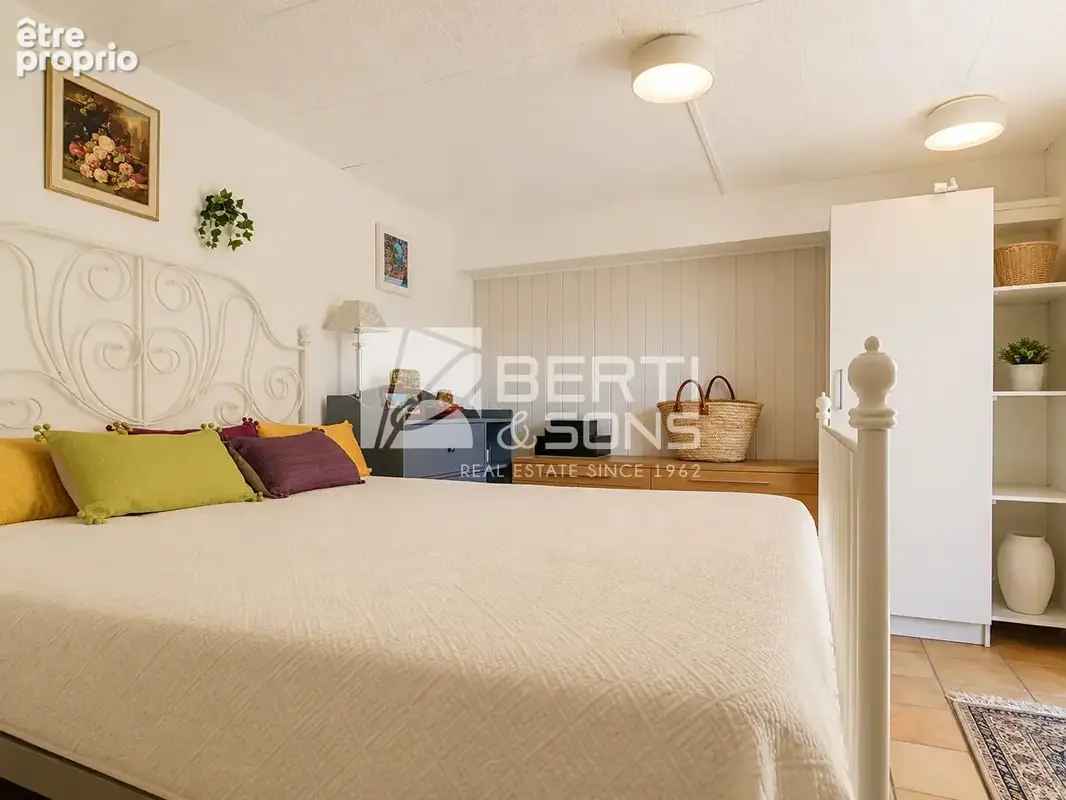 Exclusivite - beau 2/3 pieces en tres bon etat avec grande terrasse domaine securise - photo 12
