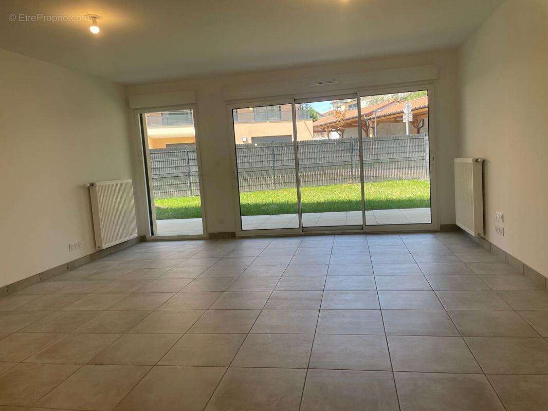 Appartement à VAUGNERAY