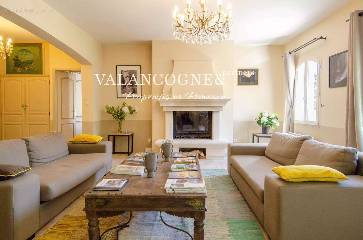 Maison à pied du centre de St Remy de Pce - photo 6