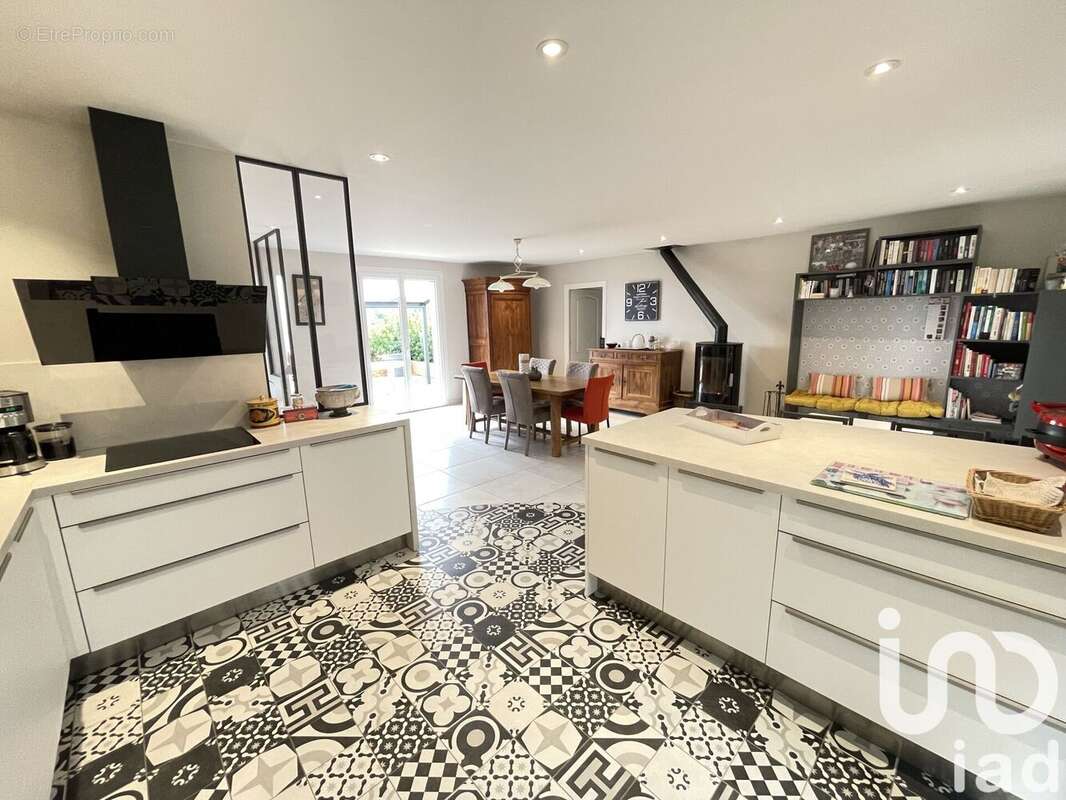 Photo 9 - Maison à MONTOURNAIS