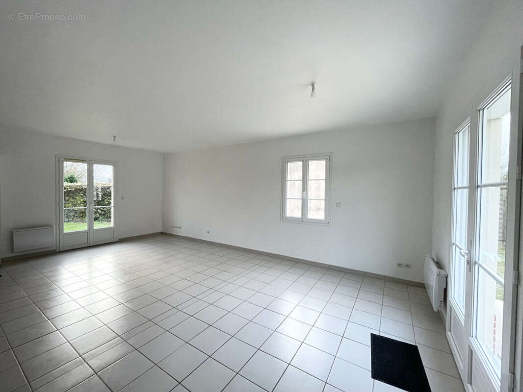 Maison à SAINT-CREPIN-IBOUVILLERS