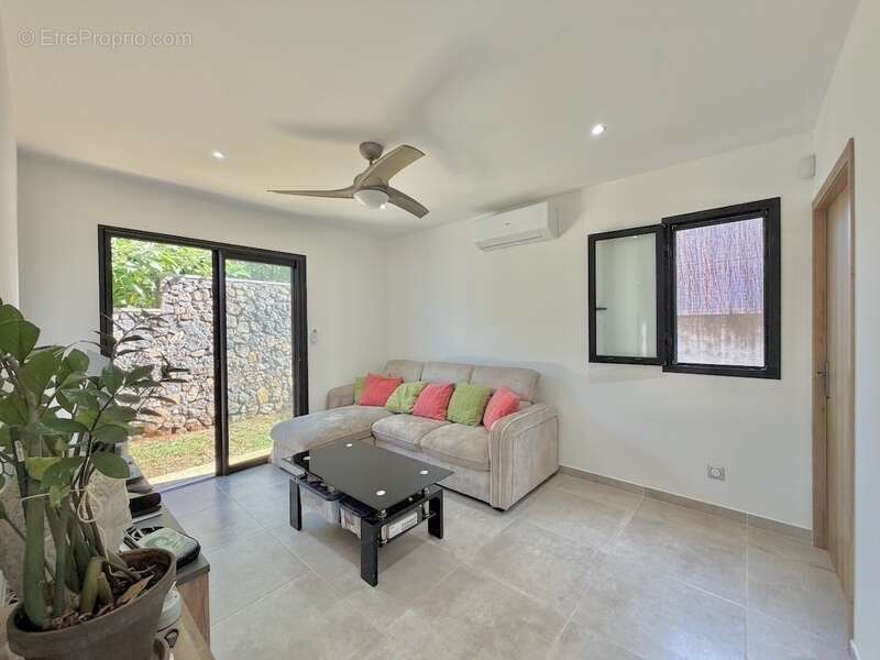 Maison à SAINT-PIERRE