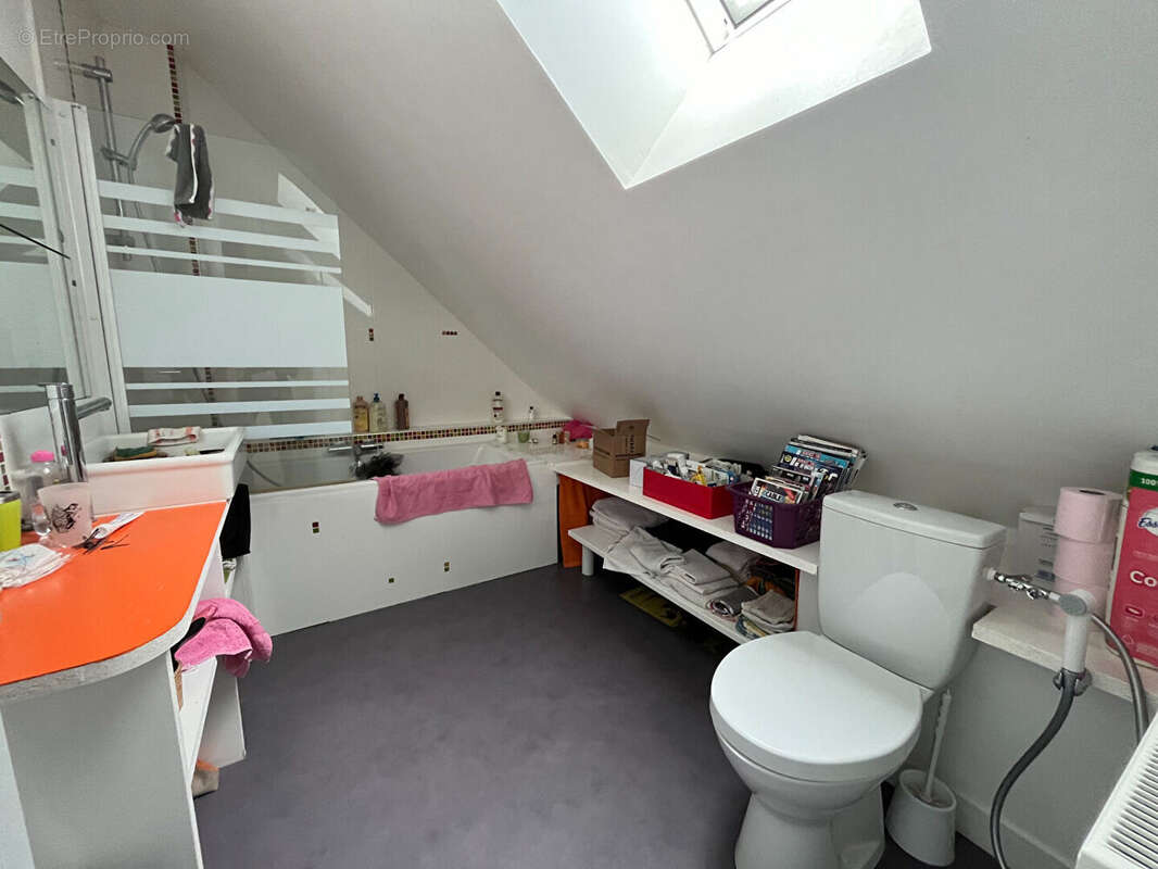 Maison à VILLENEUVE-SUR-CHER